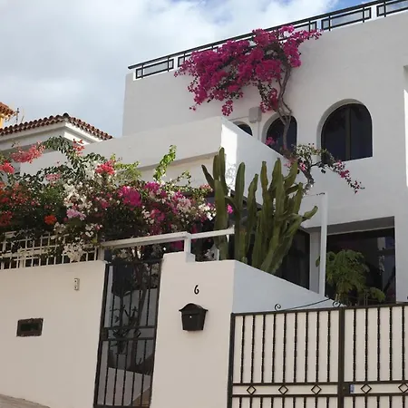 Vivienda Vacacional Las Buganvillas - Espaciosa En Zona Comoda Y Tranquila Villa Maspalomas (Gran Canaria)